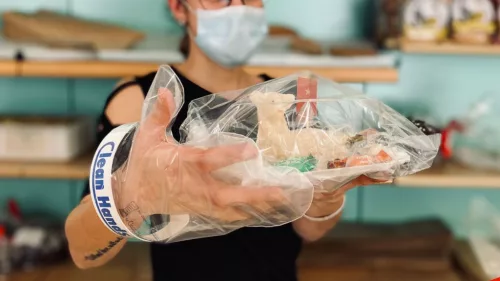 Clean Hands kesztyű készlet, tartóval 5db kesztyűvel ( az eredeti! )