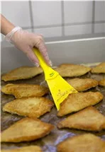 Spakli műanyag SÁRGA 100mm Vikan