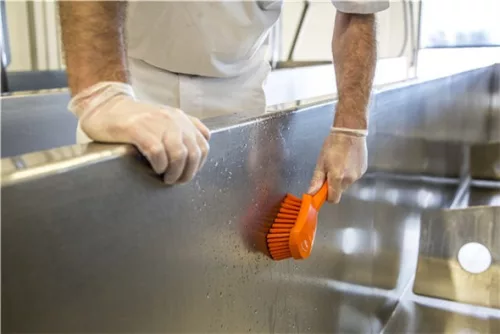 Rövid nyelű kefe Narancs erős szálak 270mm Vikan Haccp System