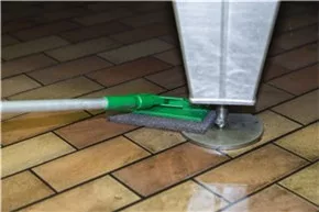 Padtartó csuklós padlóra zöld 230x95mm Vikan