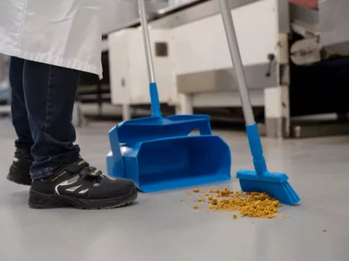 Nyeles zárható szemeteslapát seprűvel 350mm KÉK Vikan