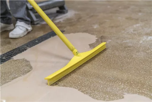 Ultra Hygiene egypengés Vízlehúzó SÁRGA 600mm Vikan