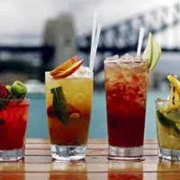 Polikarbonát glasses